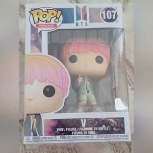 Funko Pop! Rocks BTS V Vinyl Figure - Pink and White